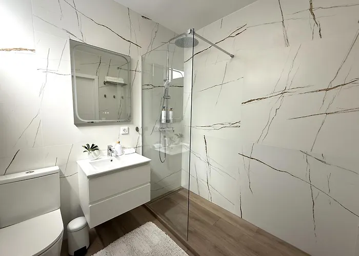 Paulmarie Ocean View Apartament *