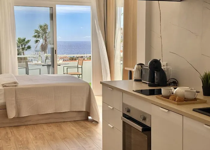 Paulmarie Ocean View Адехе